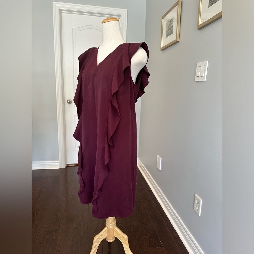 RW&Co. Ruffled Sleeveless A Line Shift Dress in Rich Burgundy
